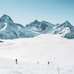 Les 2 Alpes - Pied Des Pistes - Plein Centre De La Station Au Calme Daire *