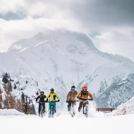 Les 2 Alpes - Pied Des Pistes - Plein Centre De La Station Au Calme لو دوز آلب