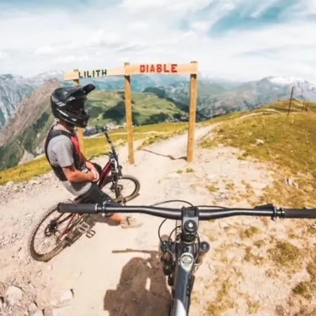 Les 2 Alpes - Pied Des Pistes - Plein Centre De La Station Au Calme شقة *